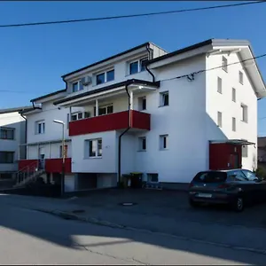 Patricia House , Lublana Słowenia